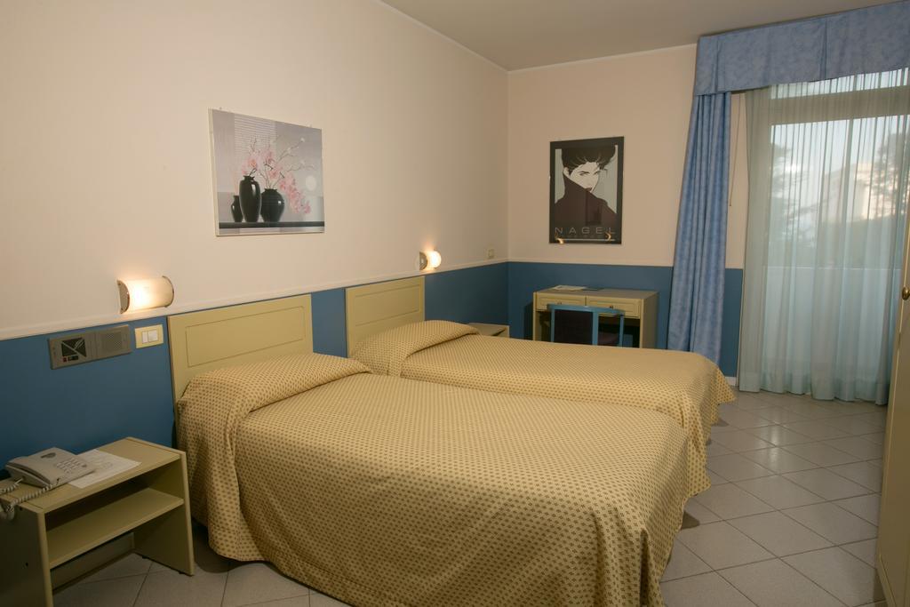 Hotel Salsello Bisceglie Eksteriør billede
